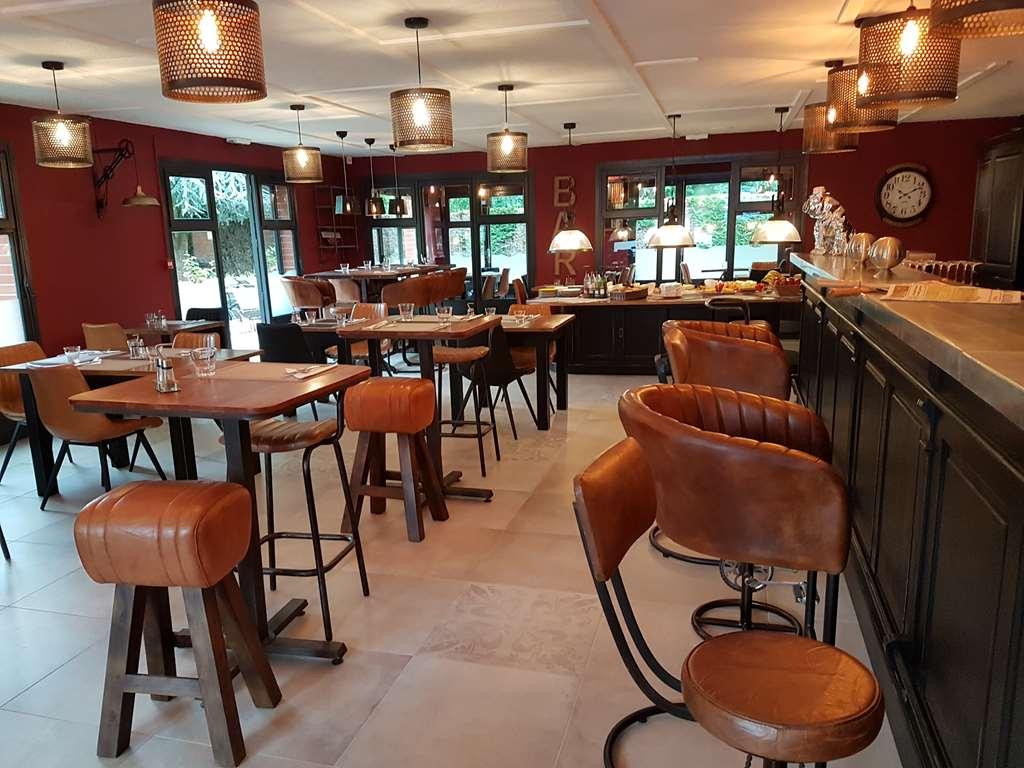 Kyriad Lille Est - Hem Ресторант снимка